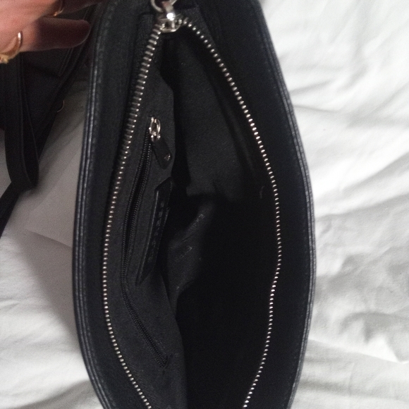 NWOT- Black Zipper "Express" Clutch - Picture 3 of 4